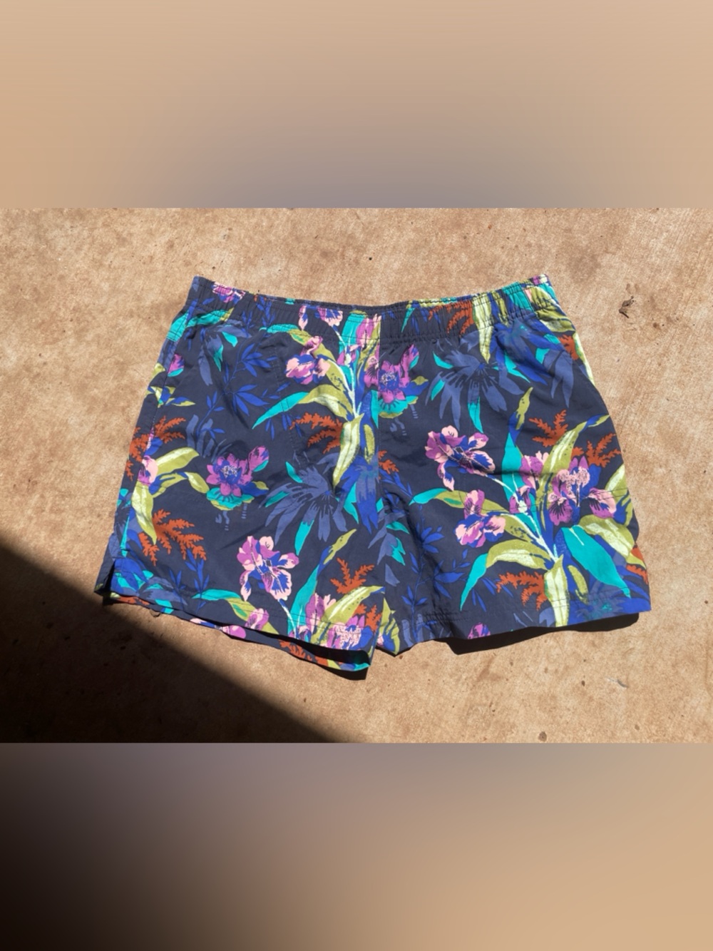 Columbia Navy Floral-Print Shorts #009